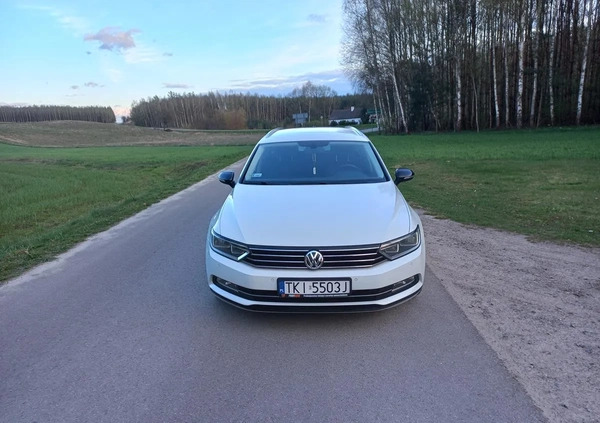 Volkswagen Passat cena 54900 przebieg: 193000, rok produkcji 2015 z Boguszów-Gorce małe 562